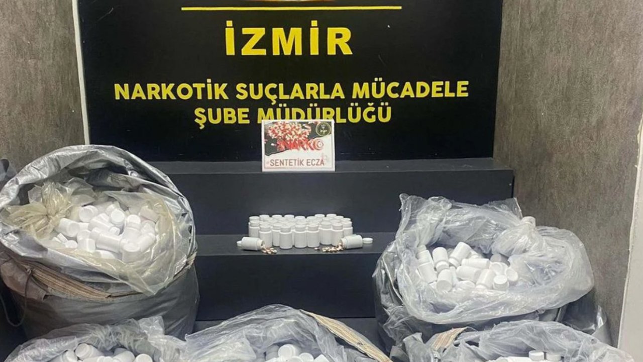 İzmir’de dev uyuşturucu operasyonu: 156 bin sentetik hap ele geçirildi