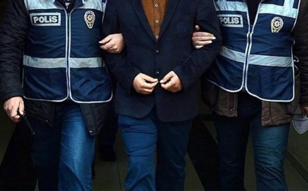 İzmir’de Polise Direnen 4 Şüpheli Tutuklandı