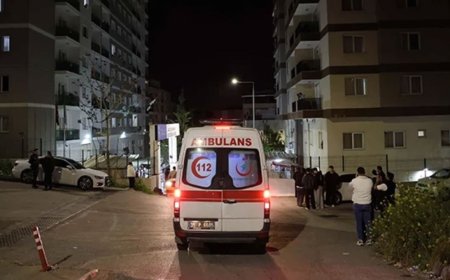 İzmir’de Gıda Zehirlenmesi Şüphesi: 28 Öğrenci Hastaneye Kaldırıldı
